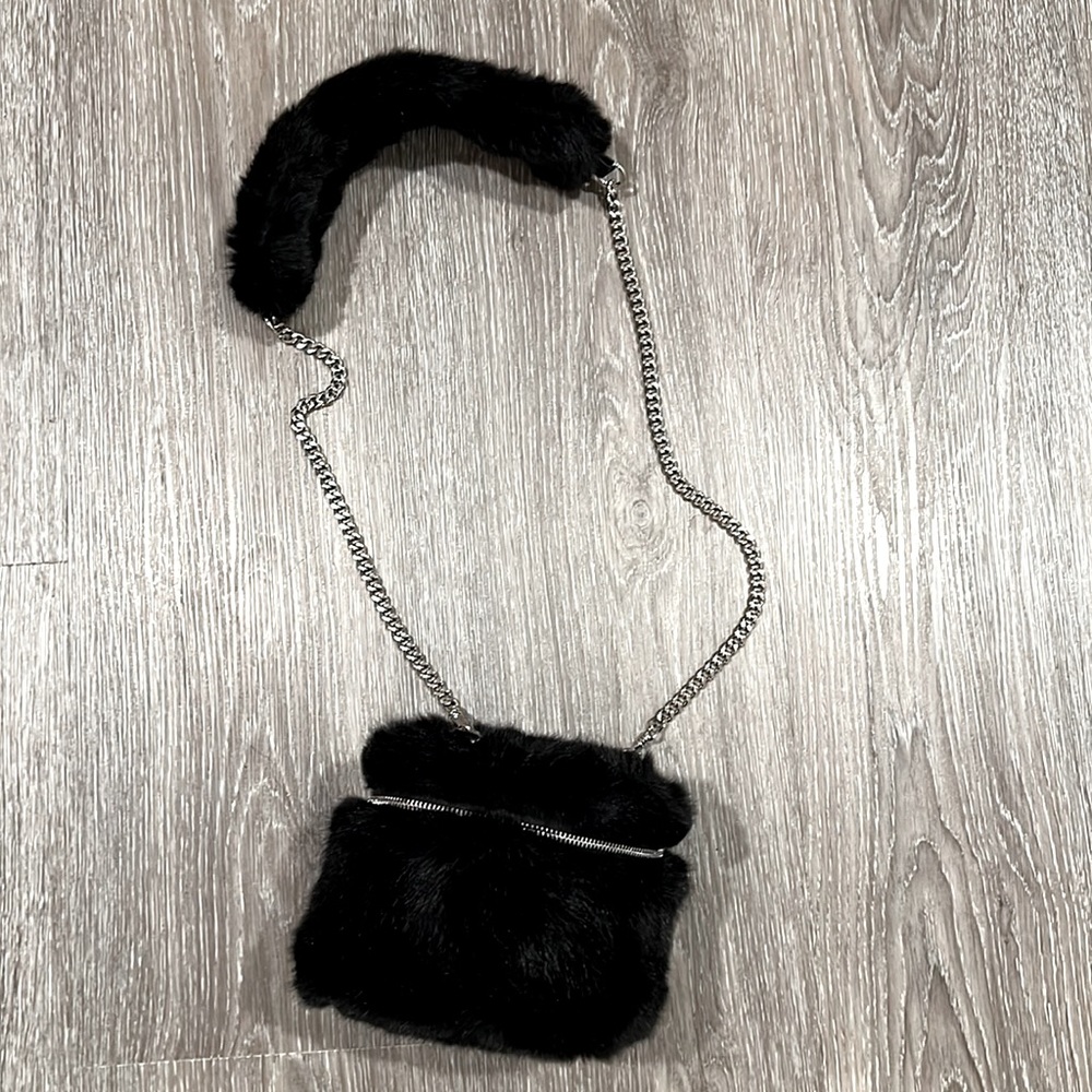 Japanese brand faux fur square bag